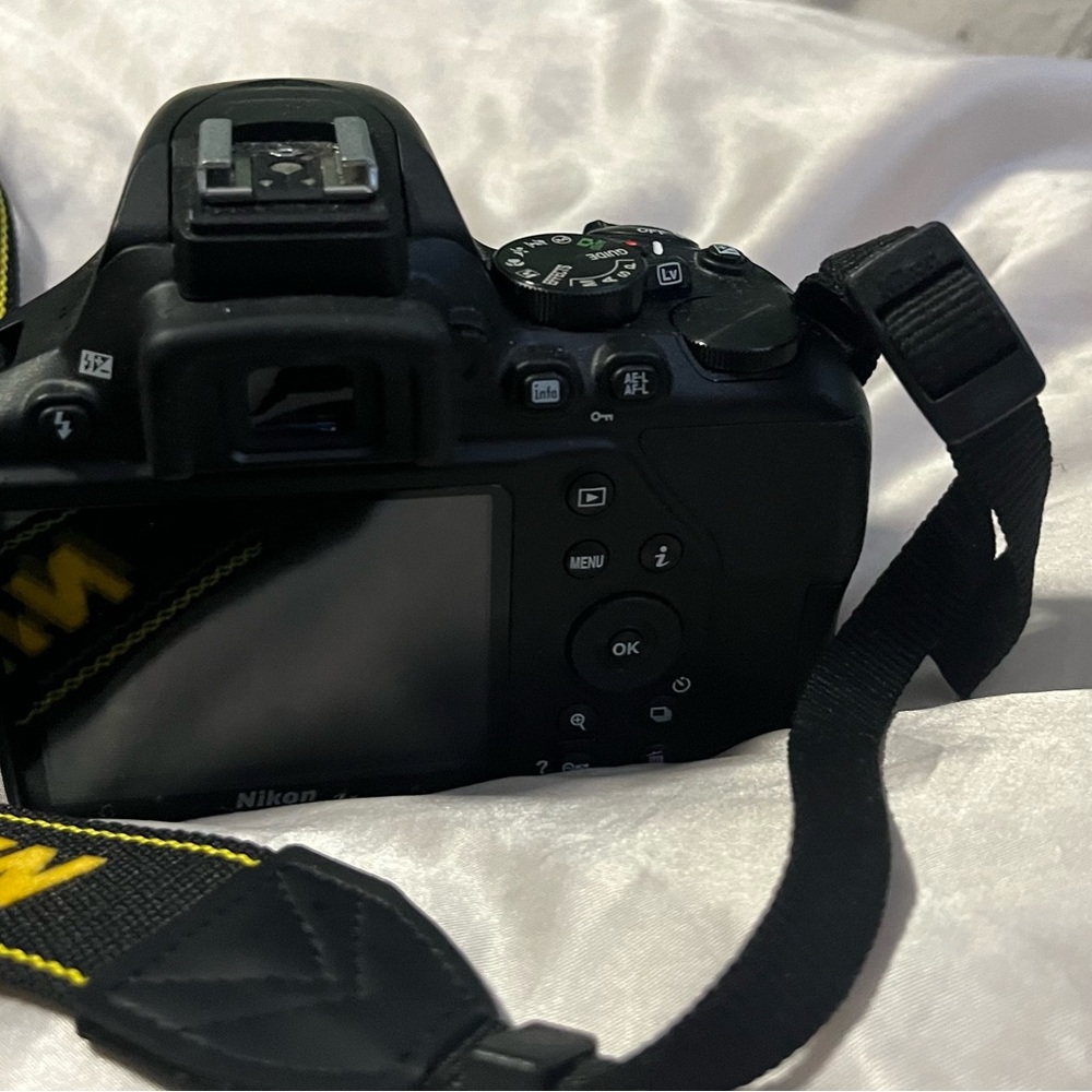 Nikon camera - Picture 4 of 6